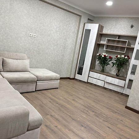 Three Palms Guest House Tbilisi Eksteriør bilde